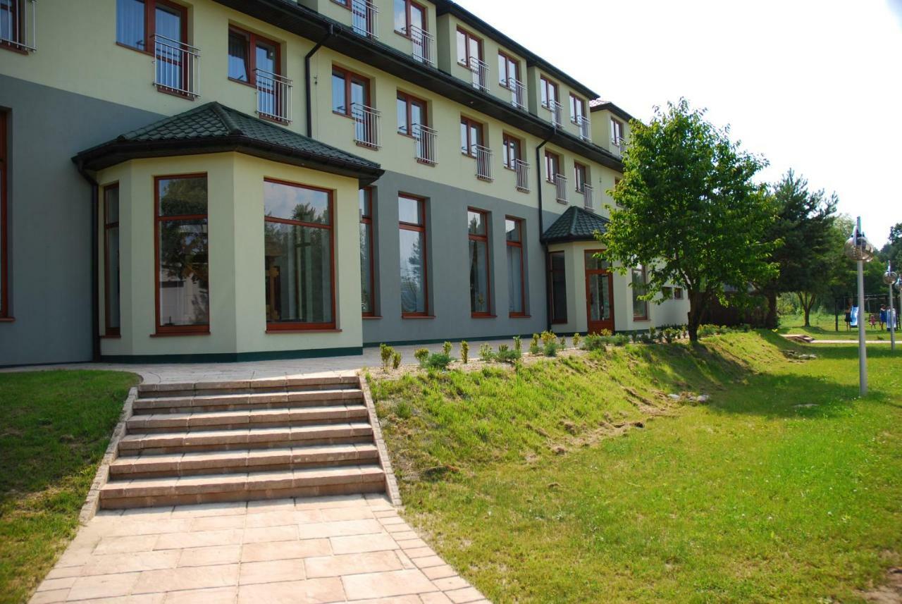 Hotel Dyminy Kielce Bagian luar foto
